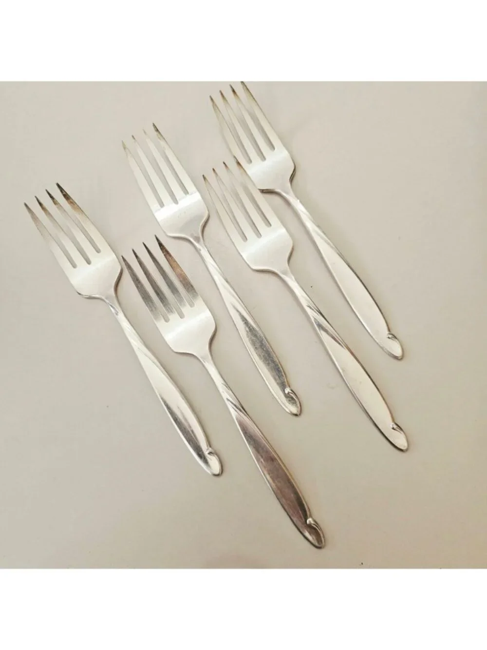 5 Oneida Lady Barbara Salad Forks 6